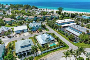 Exterior - dreAMI - Luxury Island Home - Anna Maria - By Island Real Estate (Holmes Beach)