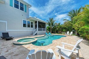 Pool - dreAMI - Luxury Island Home - Anna Maria - By Island Real Estate (Holmes Beach)