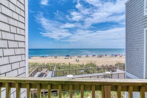 Property grounds - Oceanfront condo w/ incredible views & community pool! (Kill Devil Hills)