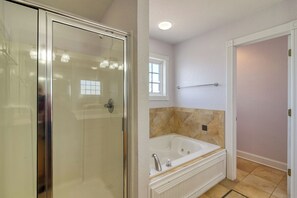Towels - Oceanside home with private pool, hot tub, and elevator! (Southern Shores)
