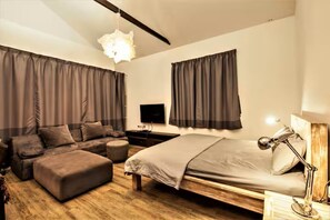 1 bedroom, iron/ironing board, WiFi, bed sheets - -35% Nomad Luxury Studio, Kitchen & Wi-Fi - Umalas (Badung Regency)