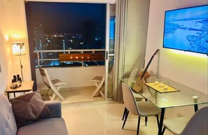 Smart TV - Great View Apt. W/3 Bedrooms (Torices)