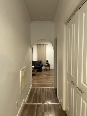 Interior - Feel Right at home 2 bedroom apartment in Green Ridge (Green ridge)