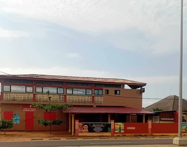 Overnatningsstedets facade