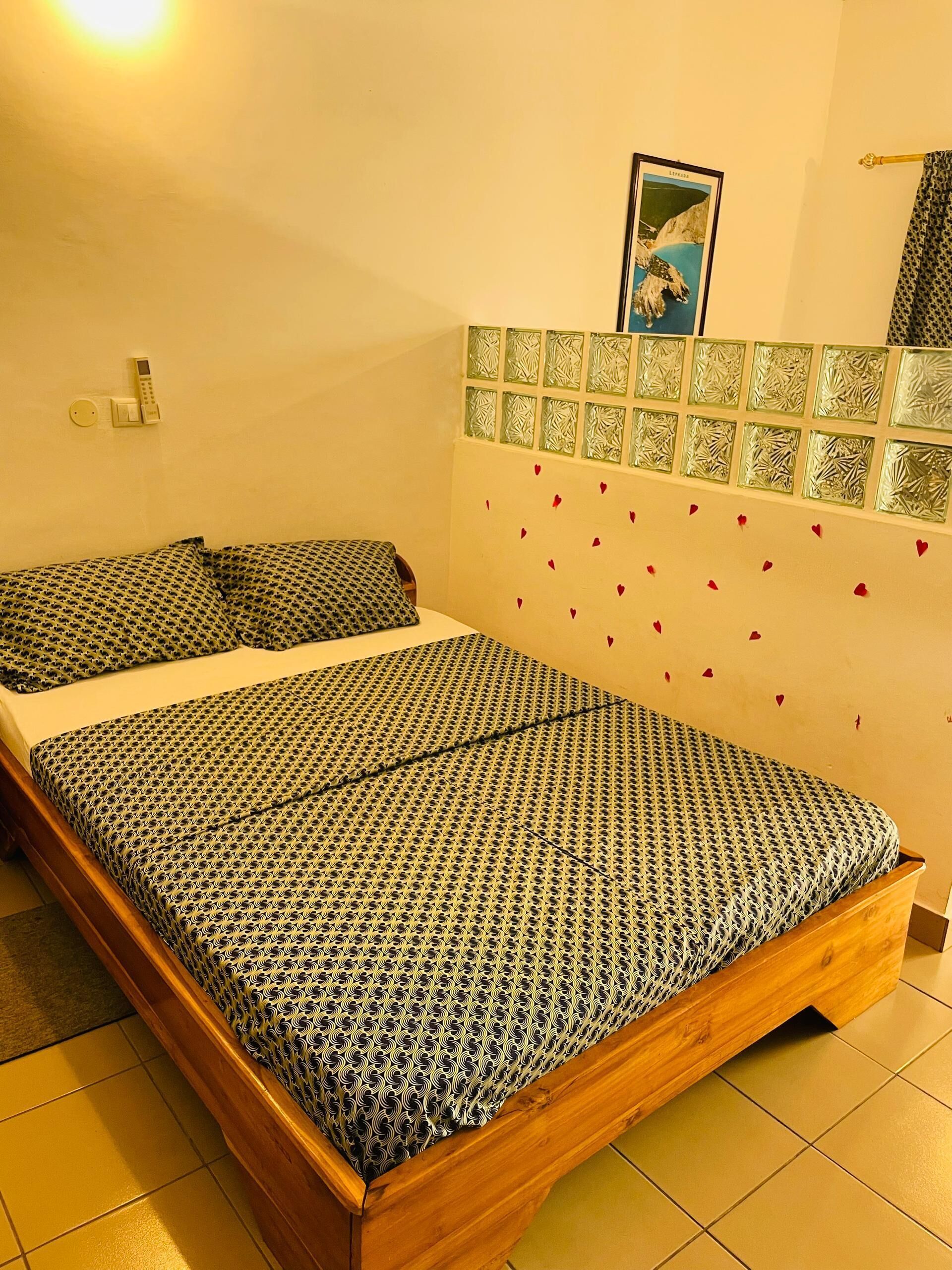 Habitación doble Confort | Escritorio, espacio para trabajar con laptop y wifi gratis 