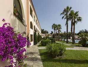 House | Garden - Gorgeous Apartment for 4 People With Balcony (Linguizzetta)