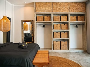 3 slaapkamers, een strijkplank/strijkijzer, wifi, beddengoed