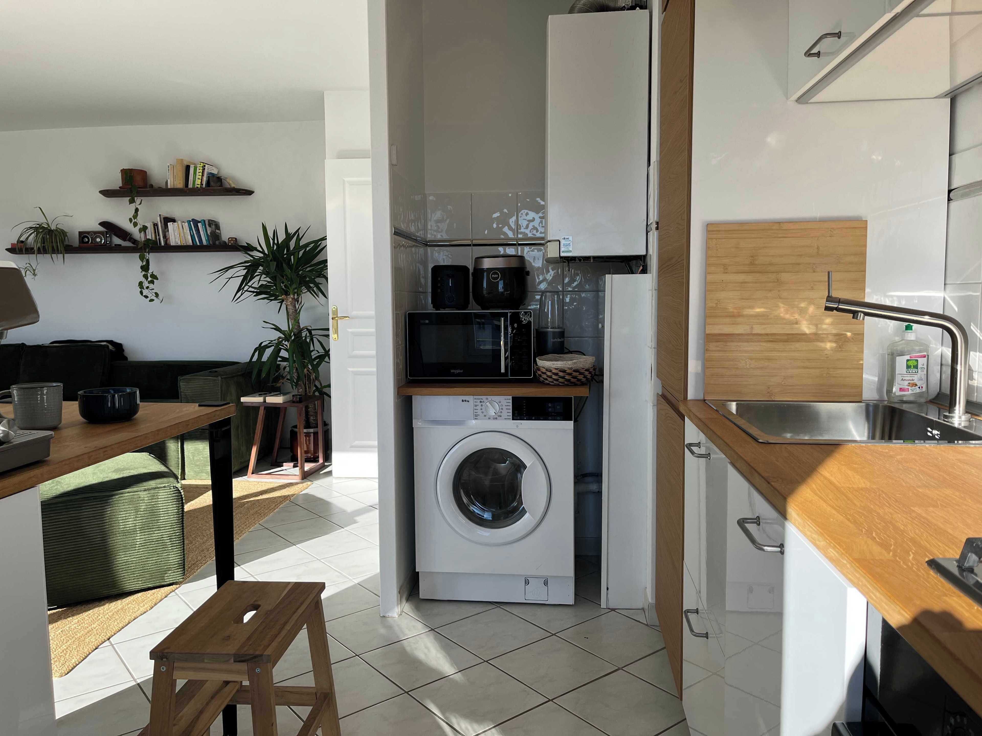 Kühlschrank, Mikrowelle, Ofen, Geschirrspüler