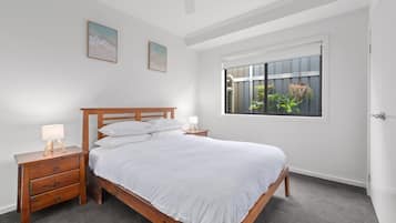 Apartment | 3 bedrooms, bed sheets