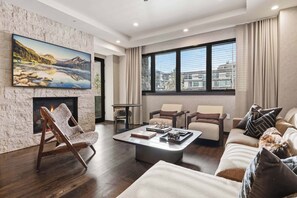 Smart-TV, Kamin