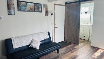 Smart TV, books, video library, stereo