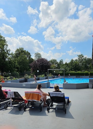 Bungalow | Pool | Udendørs pool