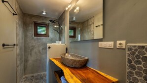 Apartment | Badezimmer