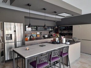 House | Private kitchen - Holiday Home in Vayrac With Private Pool (Vayrac)