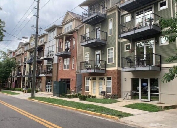 Exterior - Architect-Designed Luxury Condo (Tallahassee)