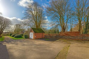 Apartment - Louisville Flat 3 in Newmarket (Newmarket)