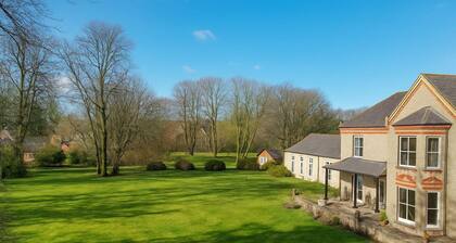 Louisville Flat 3 in Newmarket