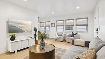 Comfort Apartment | Living area