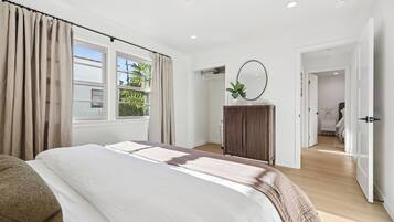 Leilighet – superior | Sengetøy av topp kvalitet, safe på rommet og individuelt dekorert