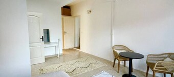 Large house near center of Lille, Lesquin airport, CHR...