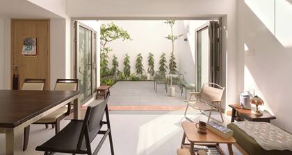 Gorgeous 4-bedroom Townhome with Full AC in vibrant Đà Nẵng