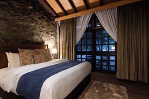 Double Room, Mountain View | Soundproofing, iron/ironing board, free WiFi - GreenPak Riverfront Naran (Naran)