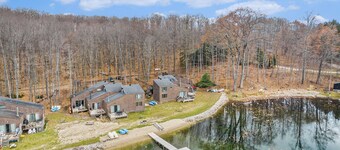 Serene Northern Michigan 3-bedroom townhome near Boyne Mountain and Gaylord