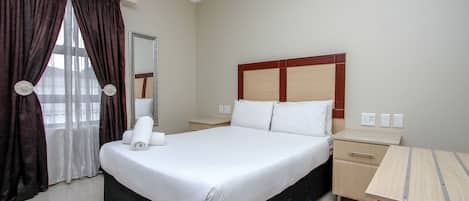 Luxury Double Room | Bed sheets