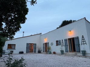 Exterior - La Rocaille, House for 6 With Swimming Pool (Roquebrun)