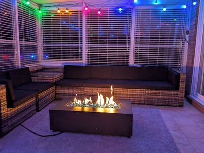 Spacious 5BR Retreat with Pool, Fireplaces & Multi-Game Table – Northside Bliss!