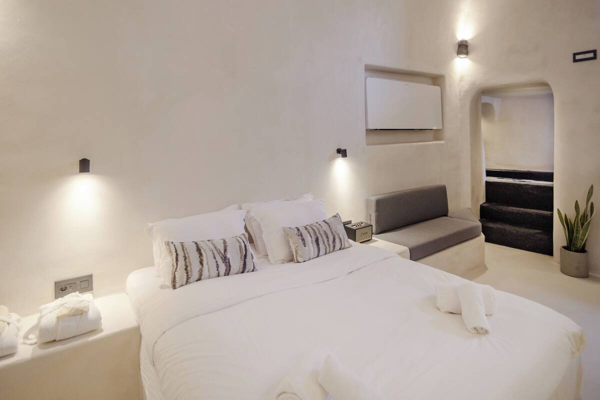 Altheda Suite with Indoor Jetted Tub | Gratis wi-fi och sängkläder