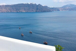 Villa panorámica, vistas al mar | Vistas desde la habitación