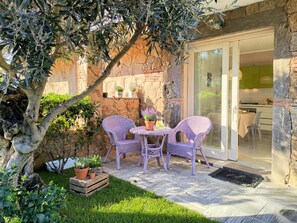 Outdoor dining - Sabbia e Lavanda by Interhome (Castelsardo)