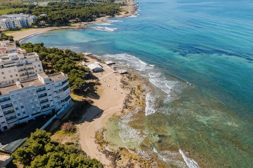 Sunset Oasis by BarbarHouse