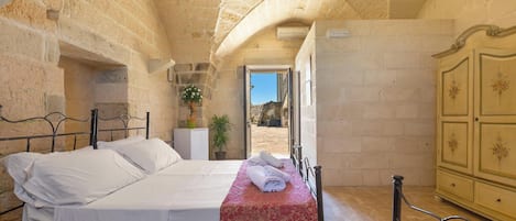 Accès Internet, draps fournis