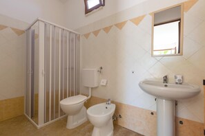 Hårtørrer, håndklæder