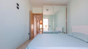 Fer et planche Ă repasser