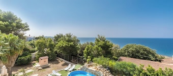 La Villa Alba by BarbarHouse