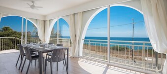 Sunset Torre Ovo by BarbarHouse