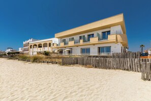 Exterior - Nella Suites - Camera Comfort (Porto Cesareo)