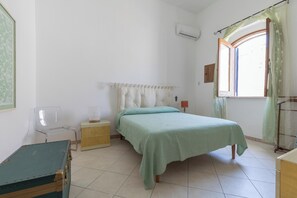2 bedrooms, iron/ironing board - Casa Ottavio by BarbarHouse (Campomarino)