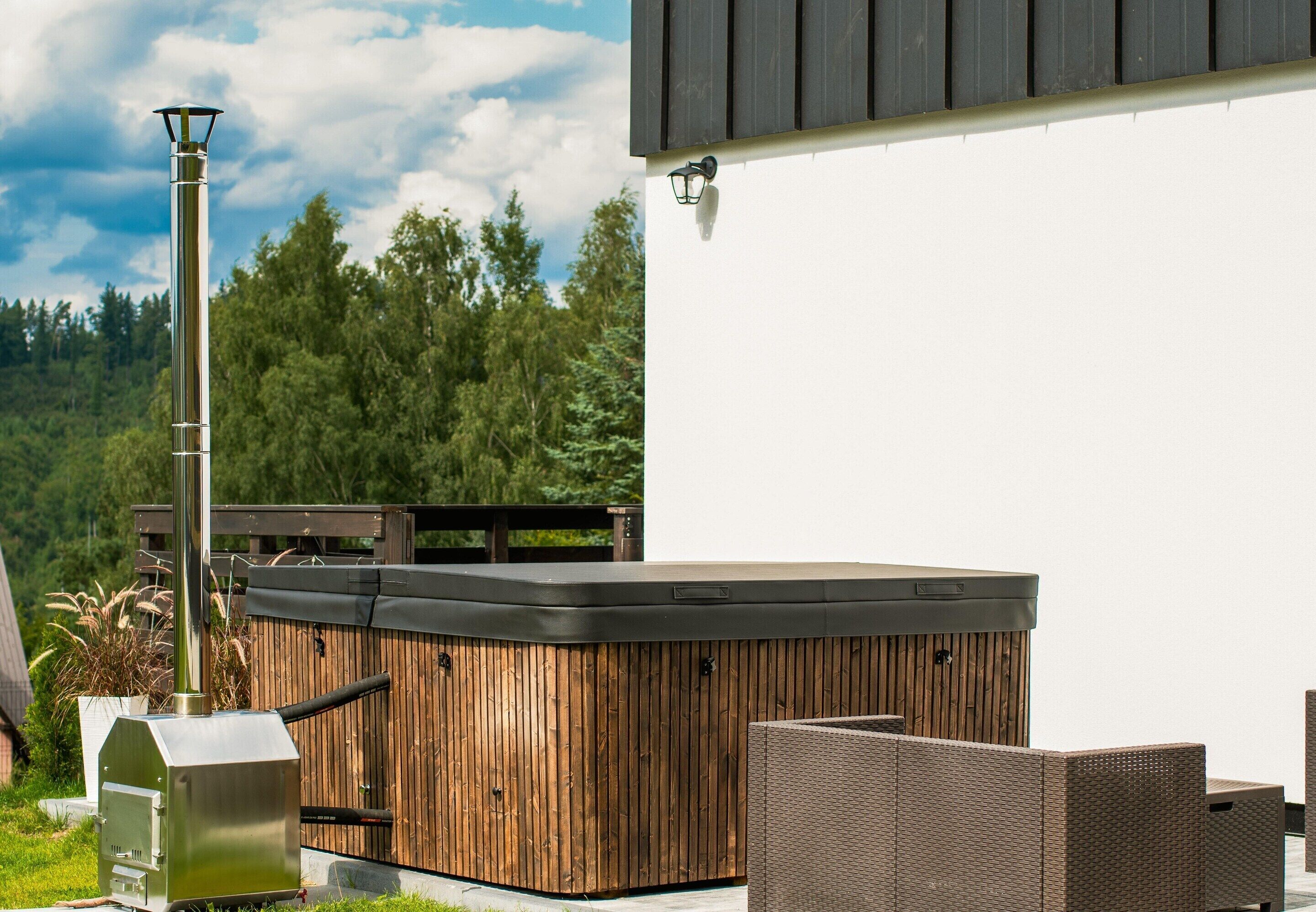 House | Property grounds