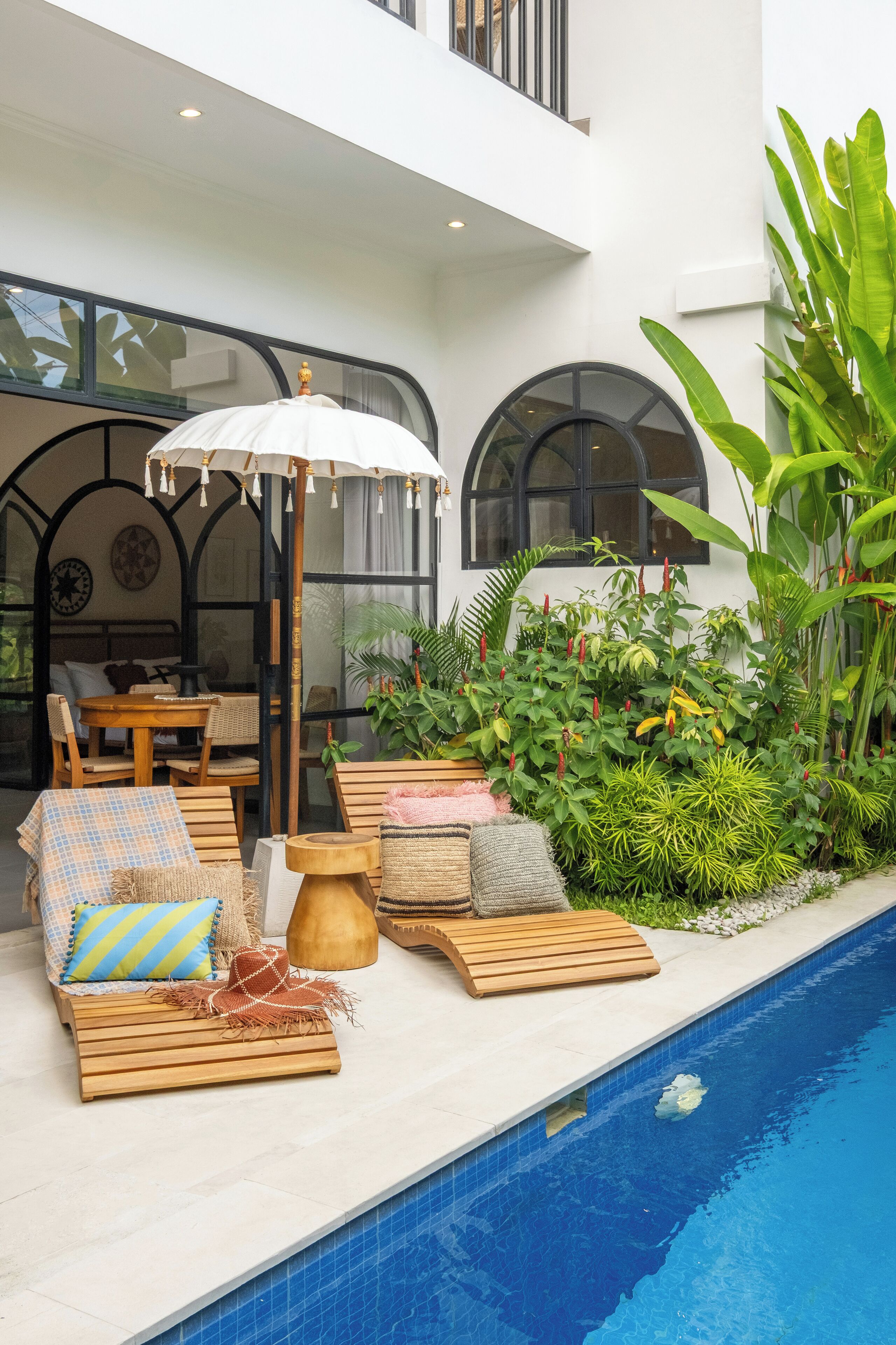 ラグジュアリー ヴィラ パティオ プールビュー | テラス / パティオ