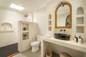 Vila superluxo, varanda, vista para a piscina | Banheiro | Bidê 