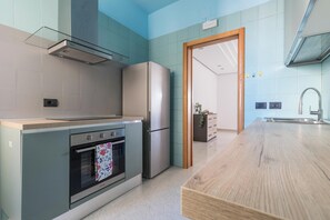 Fridge, oven, stovetop, dishwasher - La Casa sulla Piazza by BarbarHouse (Monopoli)