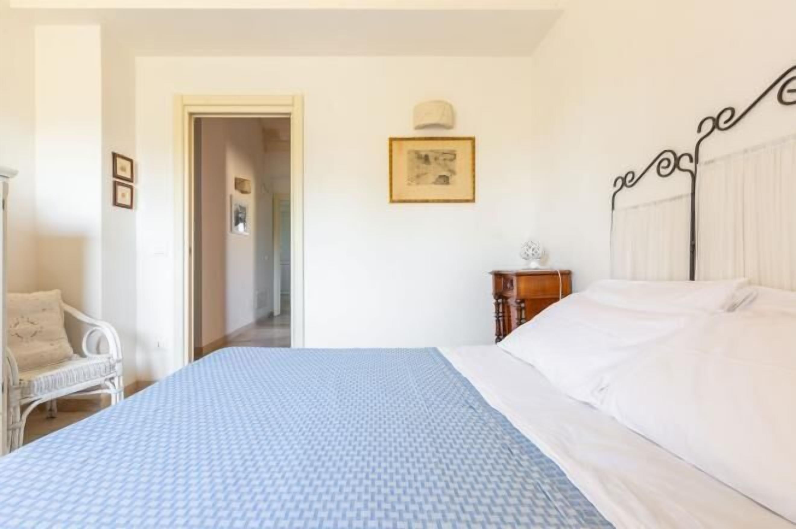 7 Schlafzimmer, Bügeleisen/Bügelbrett, Internetzugang