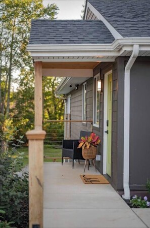 Exterior detail - Central *ADA* Unit | King Bed | Walk to LU & Shops (Lynchburg)