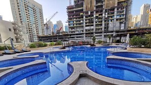 Unclassified image, 2 of 13, button - Room-spacious Master Bedroom With Balcon (Dubai)