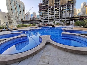 Chambre, 1 chambre, accessible aux personnes à mobilité réduite, fumeurs | Piscine | Piscine extérieure
