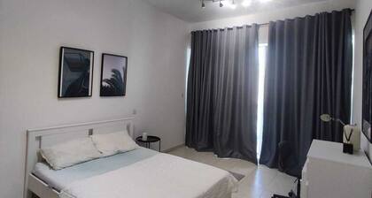 Room-spacious Master Bedroom With Balcon